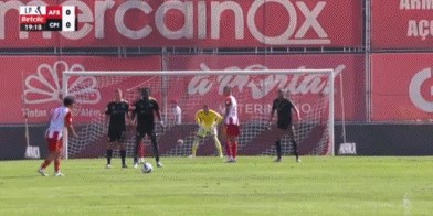 葡超战报：巴博萨失点、奥桑迪纳+特昌巴建功，阿维什镇0-2卡萨比亚