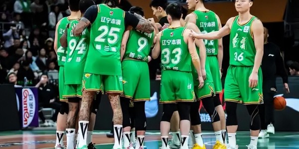 直播观看-时隔458天！前NBA旧将回归！辽粤大战火了，杨鸣下台后球队6胜1负