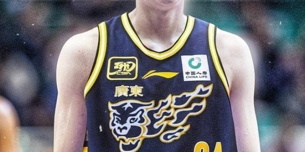 直播观看-时隔458天！前NBA旧将回归！辽粤大战火了，杨鸣下台后球队6胜1负